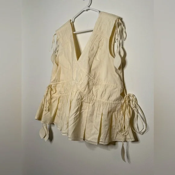 NWOT TORY BURCH Sleeveless Tie Top Smocked Peplum Ivory Shirt Blouse Size 14 - Picture 13 of 15